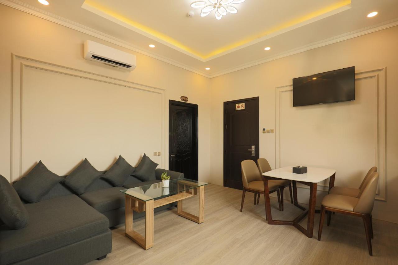 Phuoc Hung 3 Hotel หวินห์ลอง ภายนอก รูปภาพ