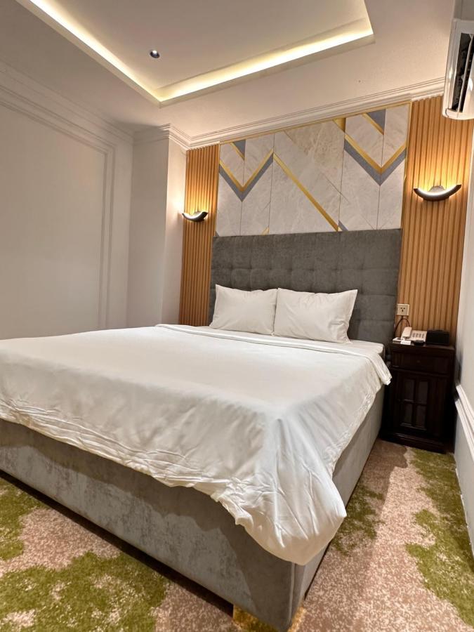 Phuoc Hung 3 Hotel หวินห์ลอง ภายนอก รูปภาพ