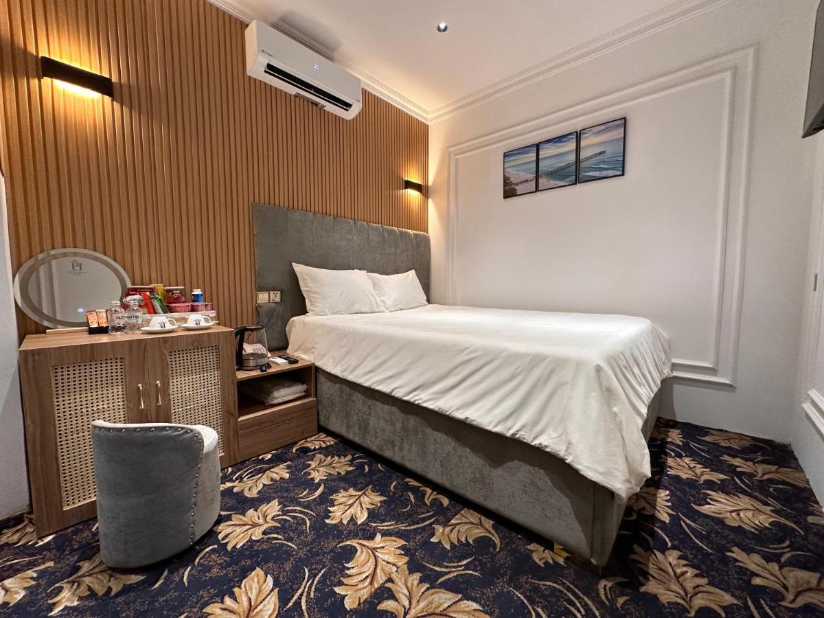 Phuoc Hung 3 Hotel หวินห์ลอง ภายนอก รูปภาพ